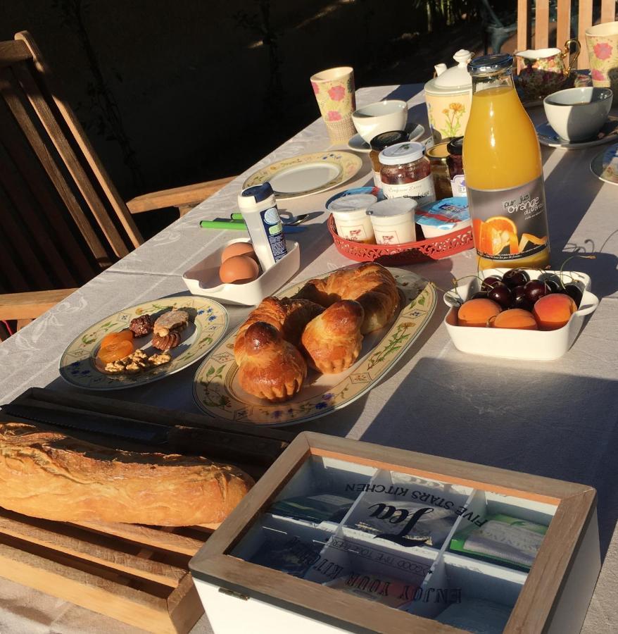アヴィニョン Mas Halcyon Provence Bed & Breakfast エクステリア 写真